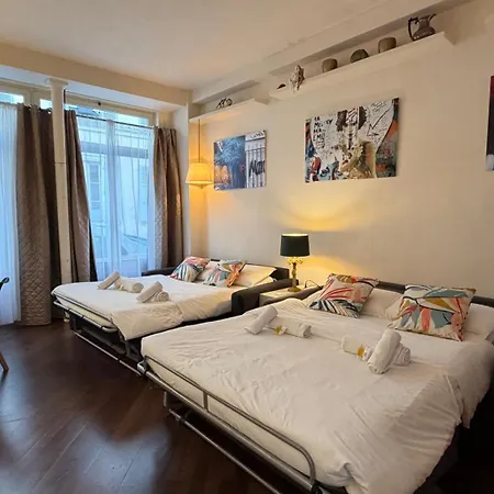 Monceau-levis, Rue Lebouteux - 6 People * Paris